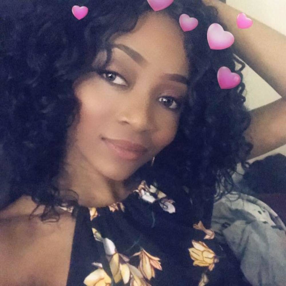 Meet your Posher, Jeannine